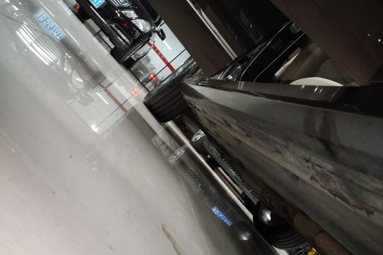 Used Mercedes-Benz GLK-Class 2013 GLK 300 4MATIC Dynamic Sunroof Model