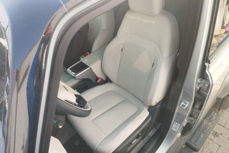 Used iCAR V23 2025 401 Two-Wheel Drive Advanced Edition