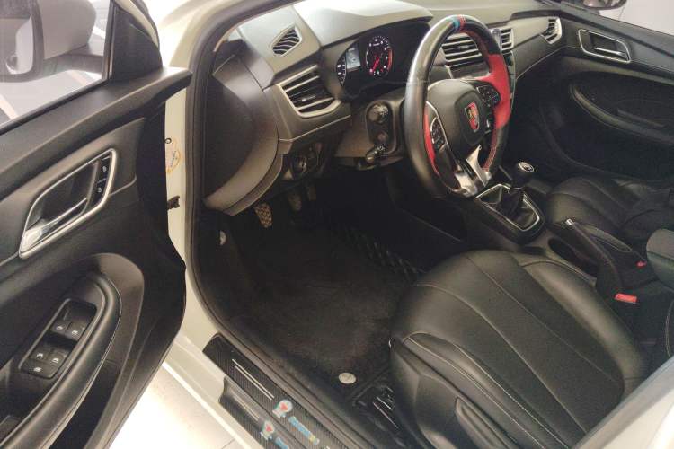 Used Roewe i5 2020 1.5L Manual 4G Connect Leehao Flagship Edition