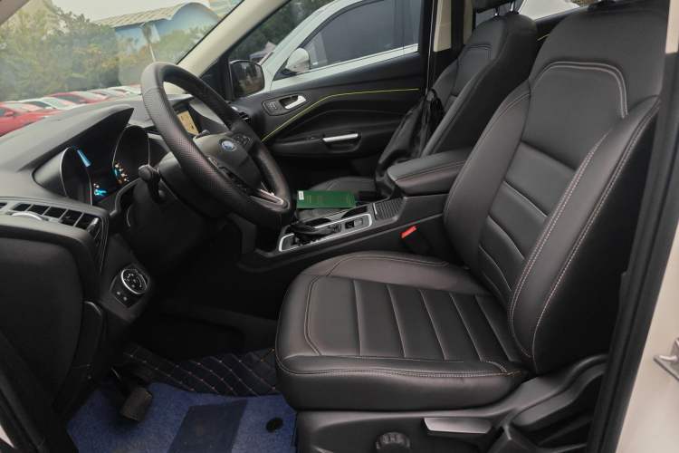 Used Ford Kuga 2019 EcoBoost 180 Two-Wheel-Drive Platinum Edition China VI Standard
