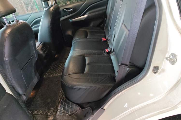 Used Nissan Terra 2018 2.5L Automatic 4x4 Flagship Edition