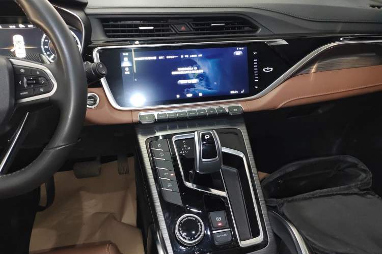 Used Geely Auto Emgrand X7 Sport 2020 1.8TD DCT Zhi Ling PRO
