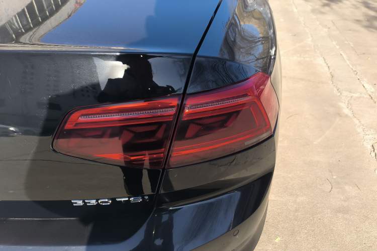 Used Volkswagen Magotan 2020 330TSI DSG Luxury Edition
