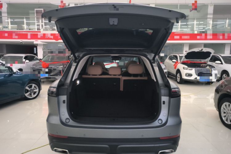 Used Chery Tiggo 8 L 2024 2.0T Two-Wheel Drive Prestige Version 5 Seats
