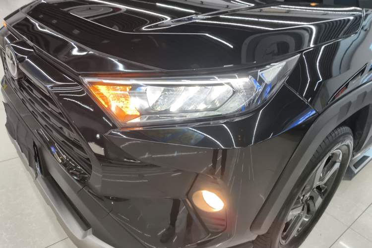 Used Toyota RAV4 2022 2.0L CVT 4x4 Style Plus Edition