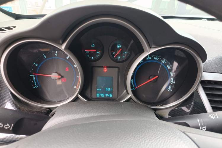 Used Chevrolet Cruze 2013 1.6L SL MT
