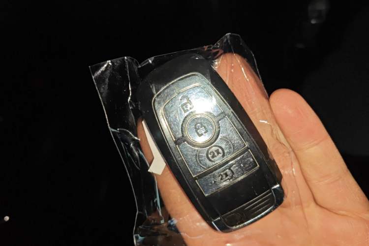 Used Lincoln Corsair 2022 2.0T Two-Wheel Drive Luxury Edition