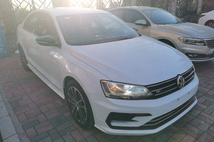 Used Volkswagen Sagitar 2016 280TSI Automatic R-Line