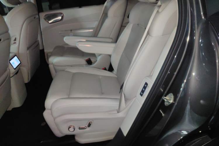 Used Lynk & Co 900 2025 2.0T Ultra