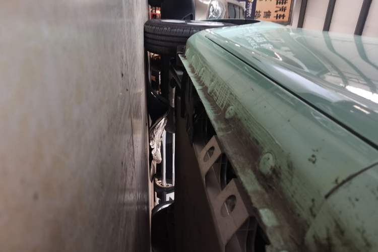 Used  Lumin 2023 301km Honey Dew Edition
