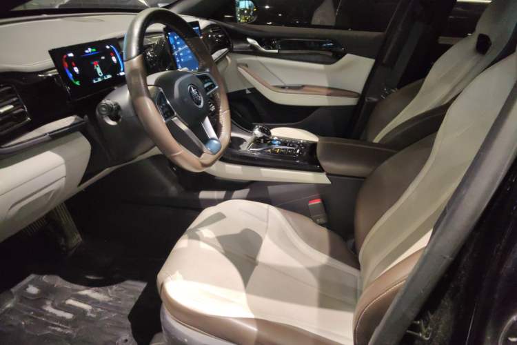 Used BYD Qin PLUS 2023 Champion Edition DM-i 55KM Leading Model
