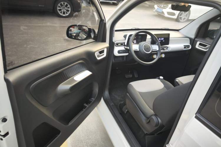 Used Wuling Hongguang MINIEV 2024 3rd Generation 215km Youth Edition