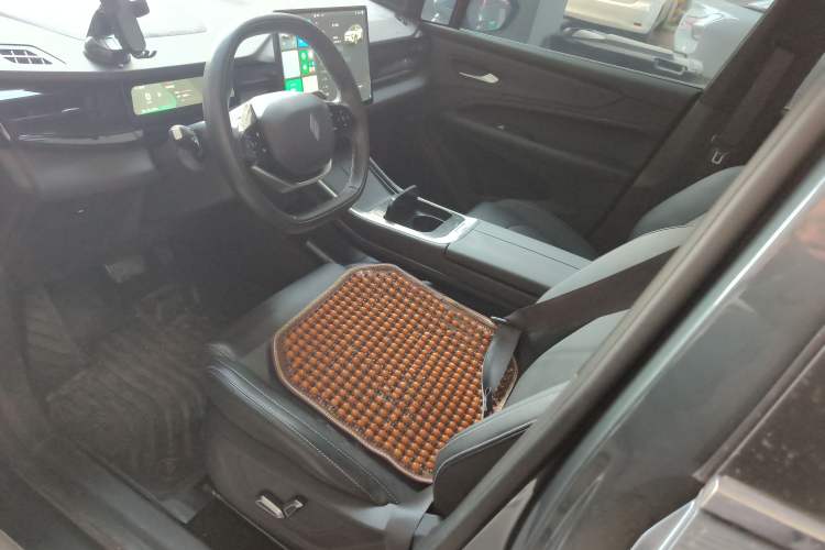 Used Livan Livan 7 2023 605 km ZHU FENG
