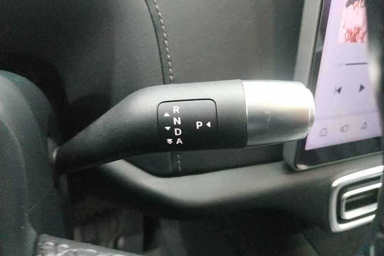 Used Li Auto L8 2023 Pro Model
