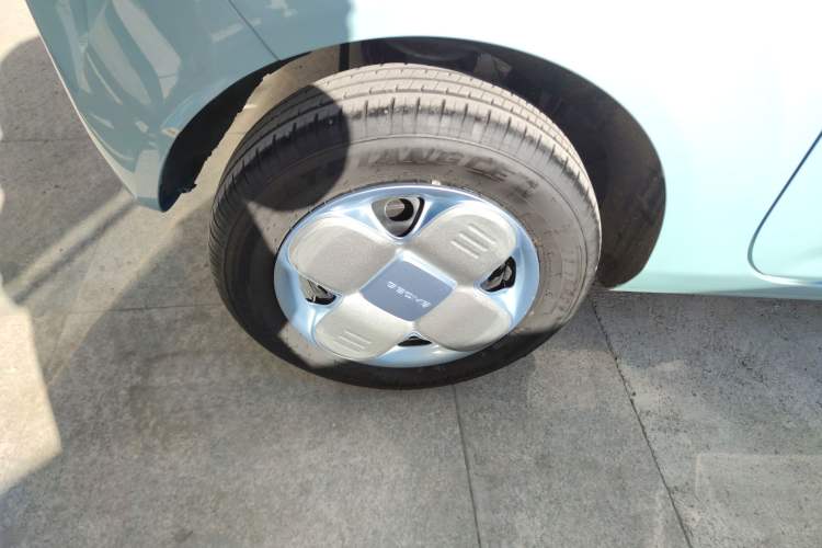 Used Geely Galaxy Panda 2024 Panda Mini 200km Endurance Bear
