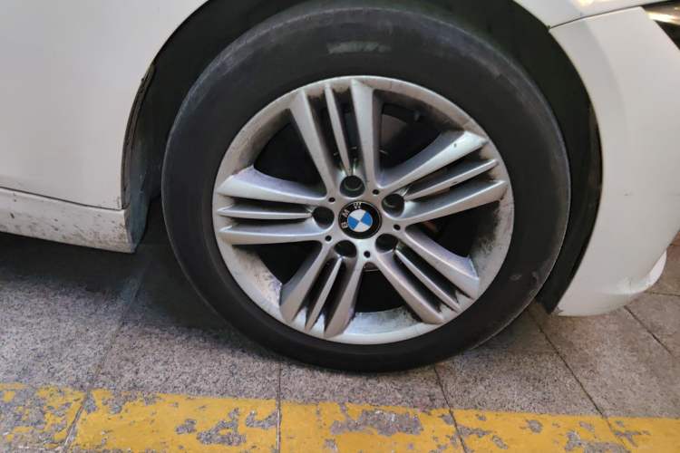 Used BMW 3 Series 2016 320Li Fashion Model
