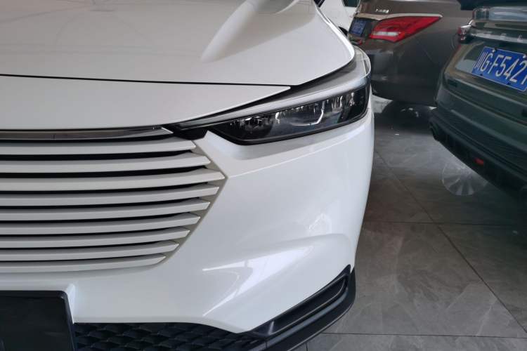 Used Honda Vezel 2023 1.5L CVT Tech Edition
