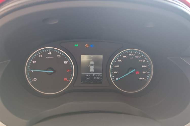 Used JAC Refine M3 2025 PLUS 1.8L Manual Smart Connect Version 7/8 Seats
