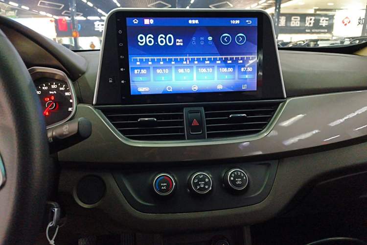 Used Baojun 310W 2017 1.5L Manual Comfort Model China V Standard
