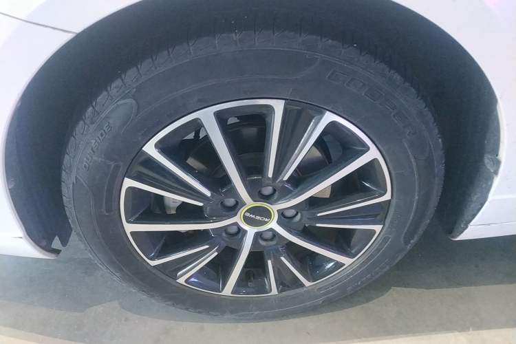 Used Roewe i5 2021 1.5L CVT Diamond Edition