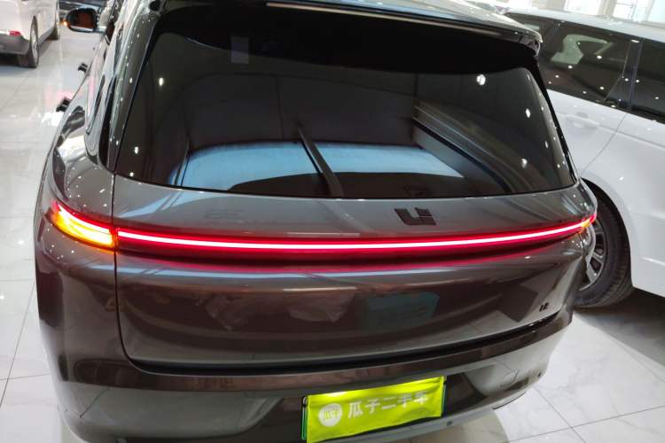 Used Li Auto L8 2023 Pro Model
