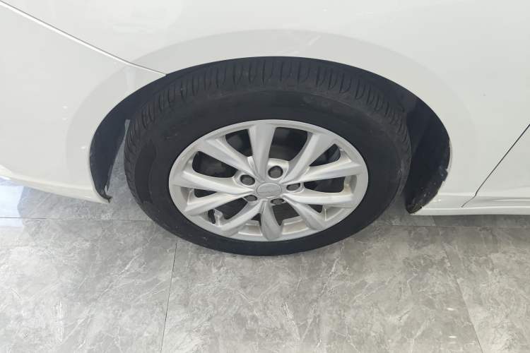 Used Roewe i5 2020 1.5L Automatic 4G Connected Linghao Edition
