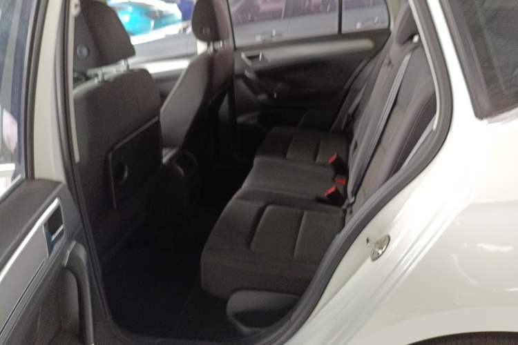 Used Volkswagen Golf Sportsvan 2016 230TSI Automatic Trend Edition
