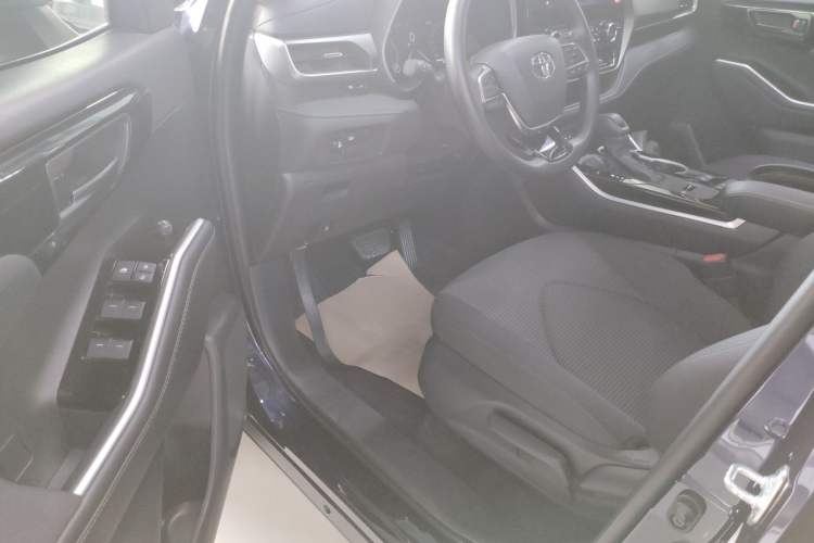 Used Toyota Highlander 2024 2.5L Smart Electric Hybrid Dual-Motor Two-Wheel-Drive Elite Edition 5 Seats