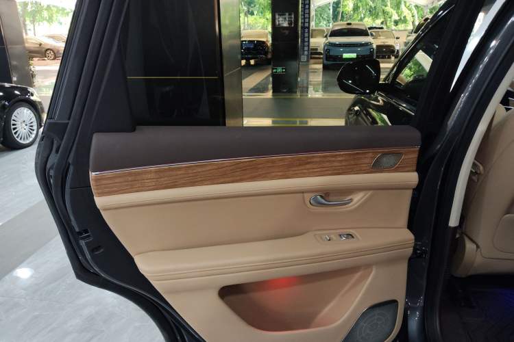 Used Hima AITO M7 2024 1.5T Intelligent Driving 4WD Max Edition 5 Seats
