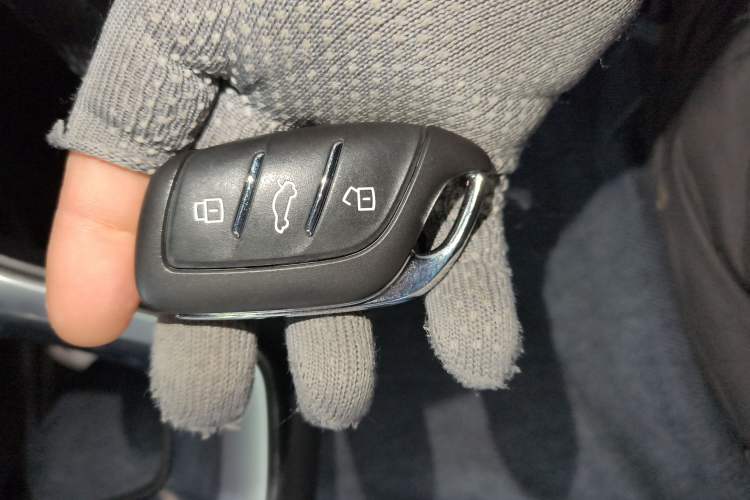 Used Roewe RX5 MAX 2019 300TGI Automatic Smart Cabin Flagship Edition