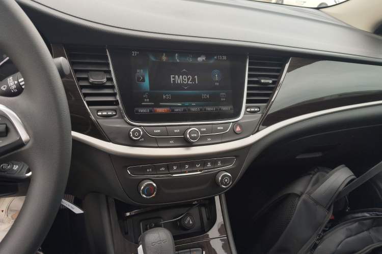 Used Buick Verano 2018 Sedan 20T Dual-Clutch Leading Model
