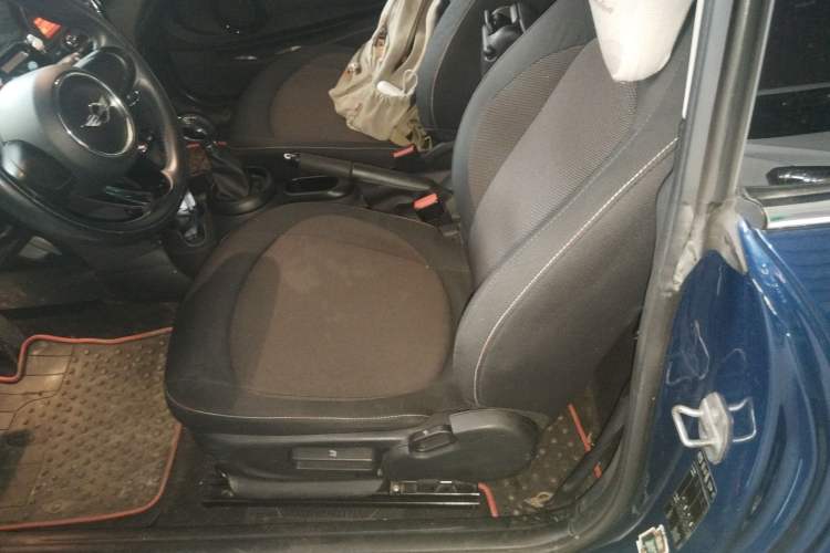 Used  MINI 2014 1.2T ONE
