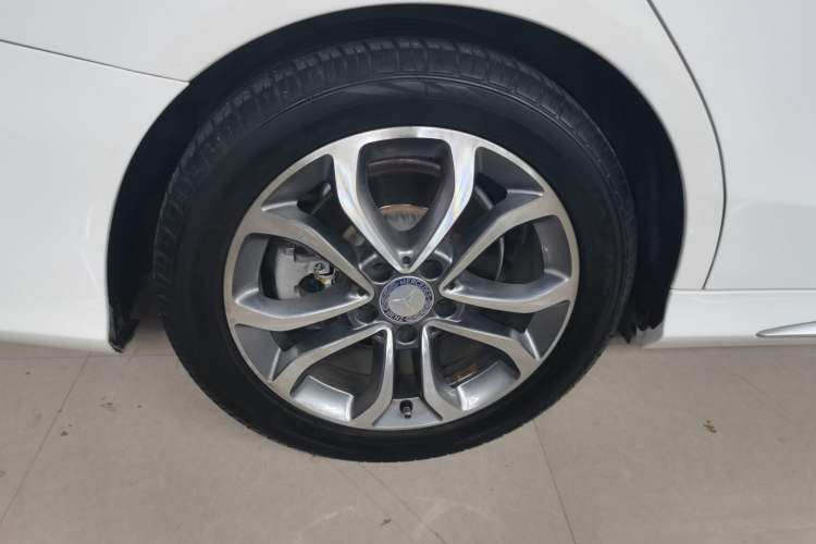 Used Mercedes-Benz C-Class 2015 C 200 L Sport Edition
