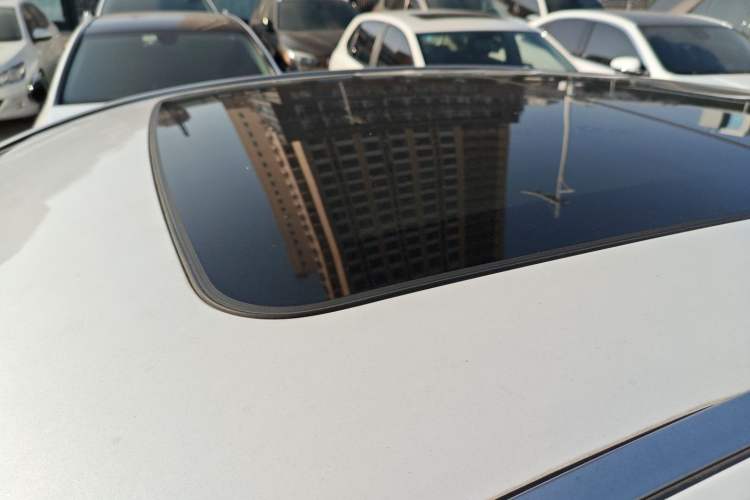 Used Geely Auto Emgrand GT 2018 1.5T MHEV Yaozhi Edition
