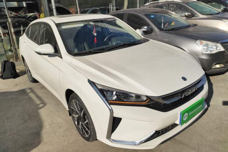 Used Dongfeng Aeolus Yixuan 2020 230T Automatic Dazzle Track Edition
