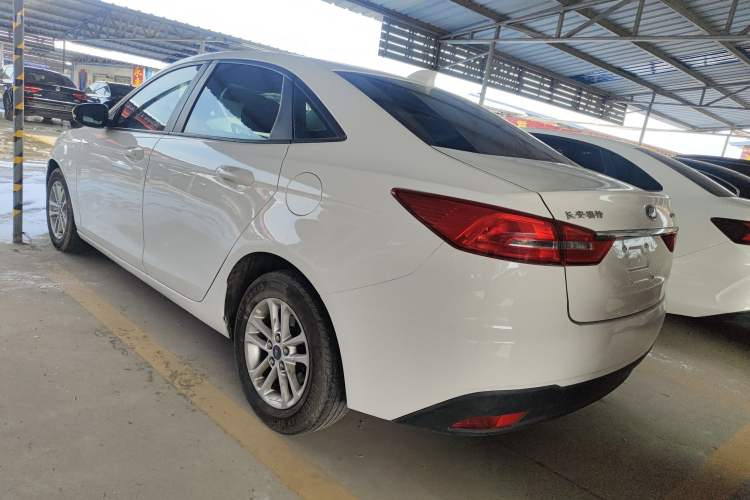 Used Ford Escort 2019 Revised 1.5L Automatic ZhiXiang Version (Tire Pressure Monitoring) China VI Standard