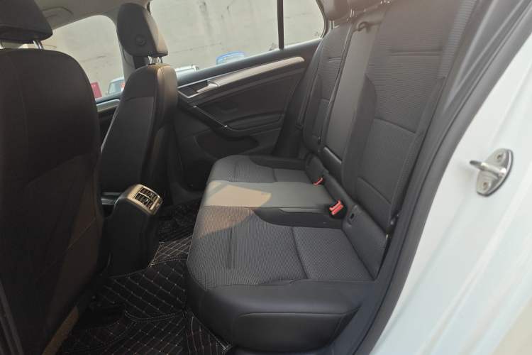 Used Volkswagen Golf 2018 230TSI Automatic Comfort Model