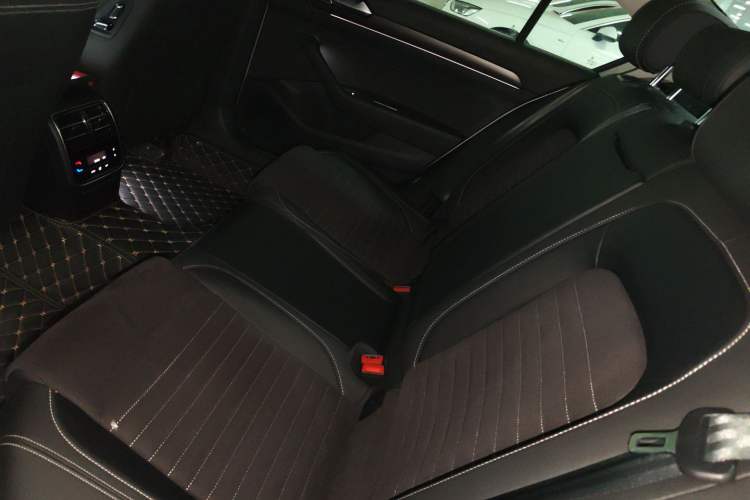 Used Volkswagen Magotan 2020 330TSI DSG Luxury Edition