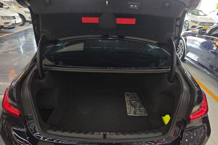 Used BMW 3 Series 2023 325Li M Sport Night Edition Package
