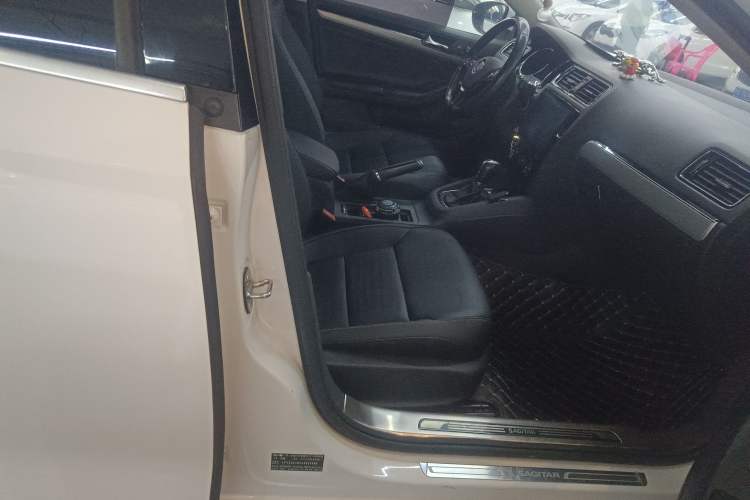 Used Volkswagen Sagitar 2018 1.6L Automatic Comfort Model
