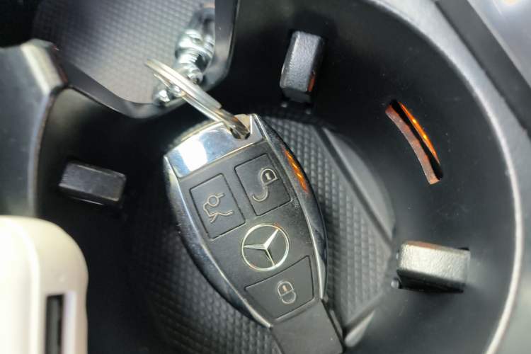 Used Mercedes-Benz GLC 2019 GLC 260 L 4MATIC Dynamic Model
