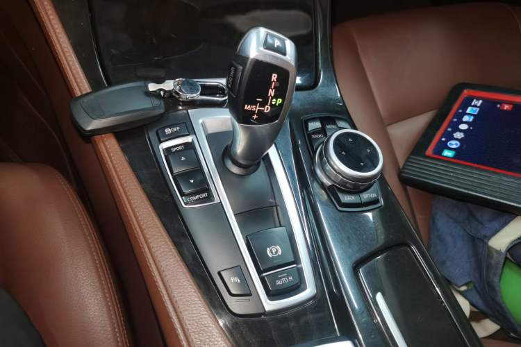 Used BMW 5 Series 2017 525Li Leading Model