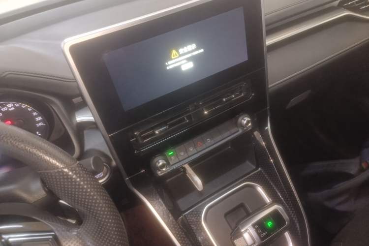 Used Haval M6 2021 PLUS 1.5T DCT Elite Smart Connectivity Model
