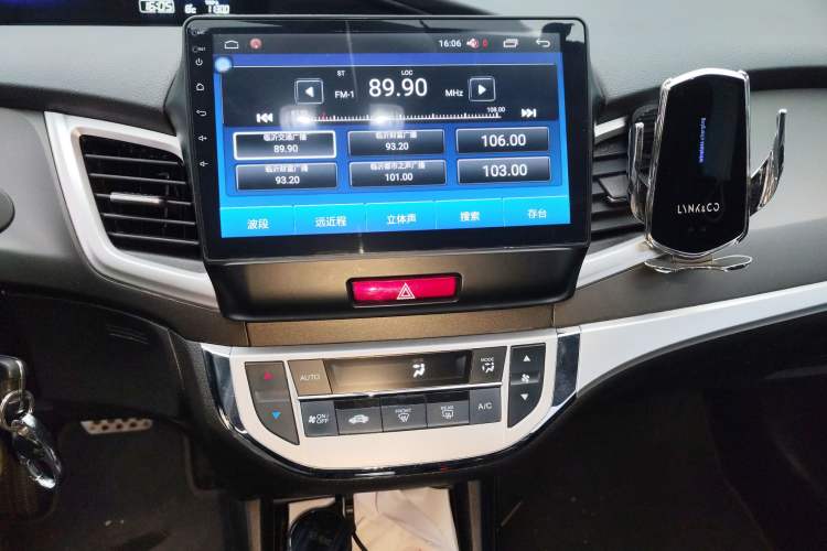 Used Honda Jade 2017 1.8L Automatic Classic Edition 5 seats