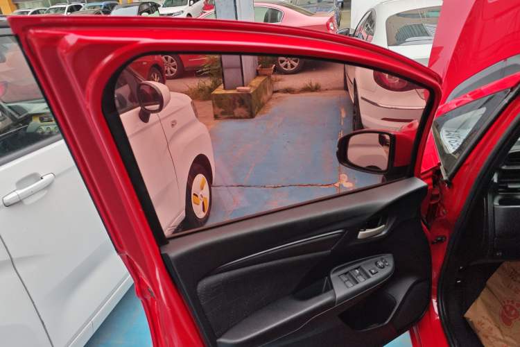 Used Honda Fit 2016 1.5L LX CVT Comfort Model
