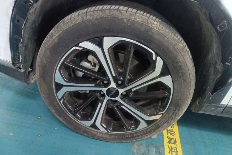 Used Dongfeng Aeolus Huge 2024 Mach Power 1.5T Luxury Model