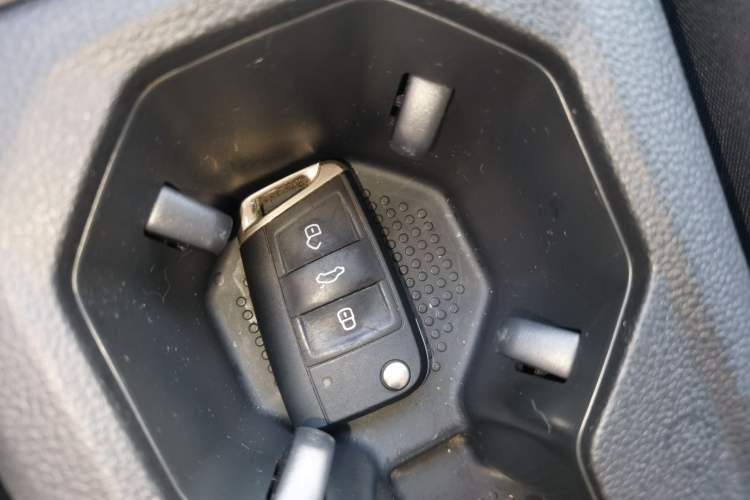 Used Volkswagen Bora 2023 300TSI DSG Prestige Edition
