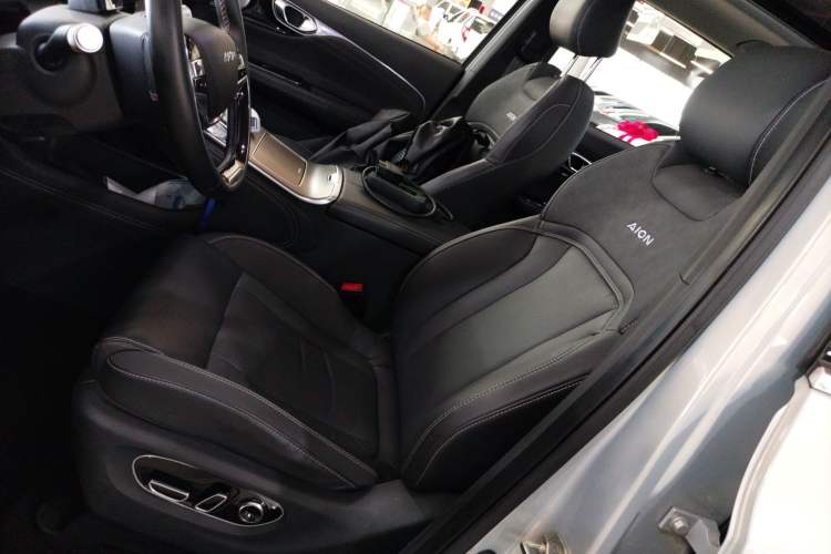 Used AION V 2023 Plus 70 Smart Tech Edition Lithium Iron Phosphate
