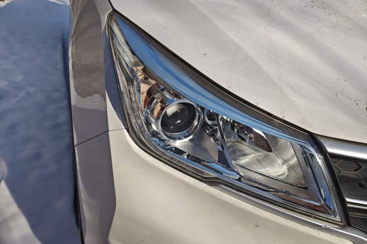 Used Baojun 730 2019 1.5L Manual Fashion Model 7-seater National V