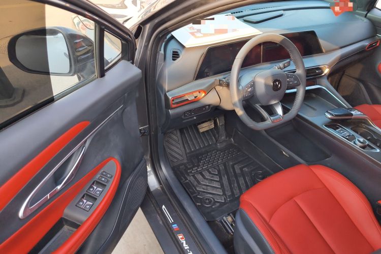 Used Changan UNI-T 2020 1.5T Prestige Version
